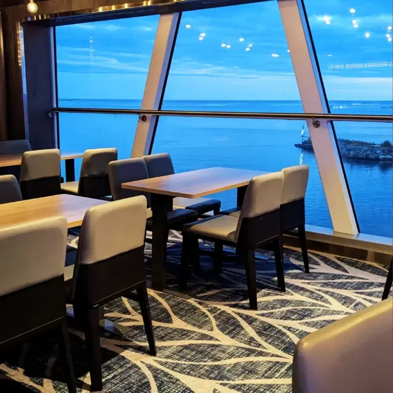 KELTAS SUOMIJA VASA UMEA SVEDIJA